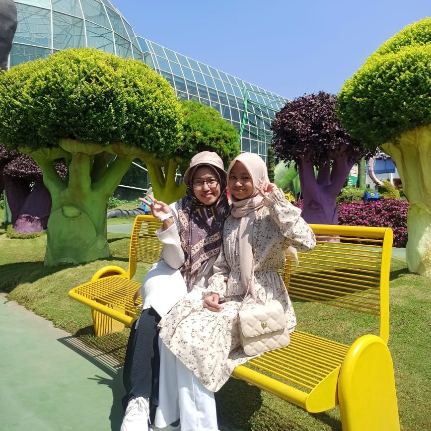 Kholifatur Rasyidah, SH